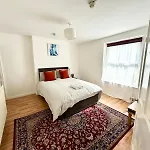 Spacious Room Near Bristol City Centre